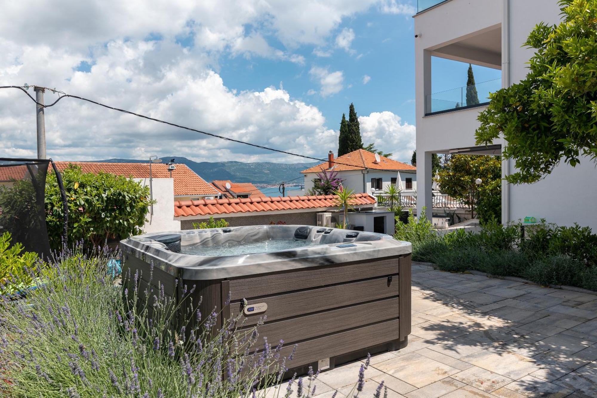 Maca Apartments & Suites Trogir Dış mekan fotoğraf